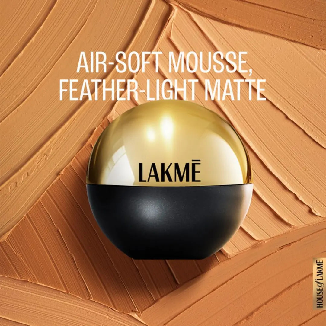Lakme Xtraordin-airy Mattereal Mousse Foundation, (25 g)