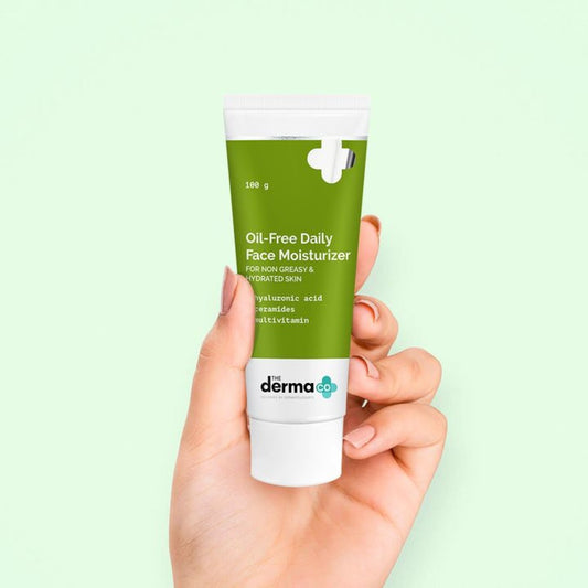 The derma Co Oil-Free Daily Face Moisturizer With Hyaluronic Acid, Ceramides & Multivitamins - 100G