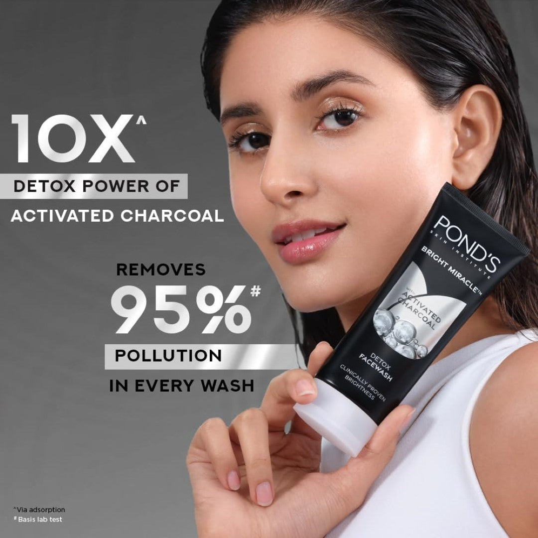 POND'S Bright Miracle Detox Facewash | 10X Power of Activated Charcoal| For Deep Cleaned Skin | Reveals Glow, Pollution Clear Face Wash, 200gm