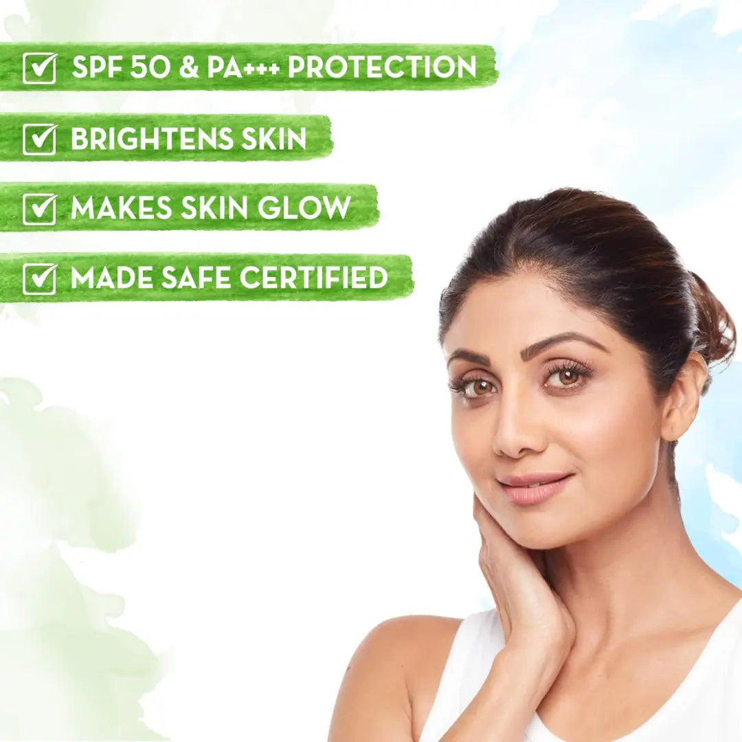 Mamaearth Vitamin C Daily Glow Sunscreen SPF 50 PA+++, No White Cast with Vitamin C & Turmeric for Sun Protection & Glow